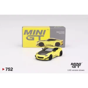 Mini GT 1:64 - Nissan Z Pandem - Ikazuchi Yellow