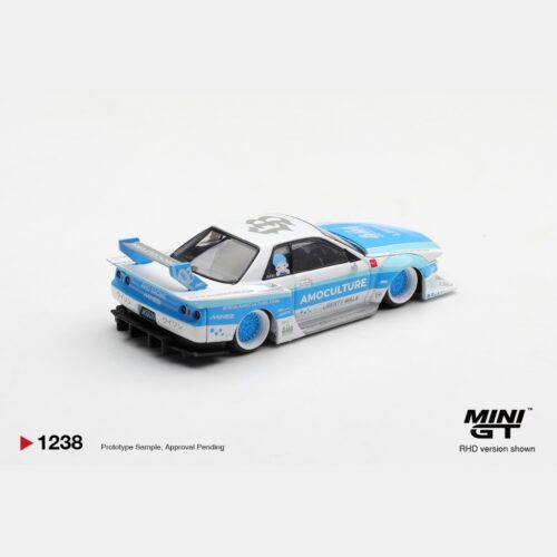 Mini GT 1:64 - 2026 Nissan Skyline GTR (R32) LBWK KAIDO WORKS AMOCULTURE