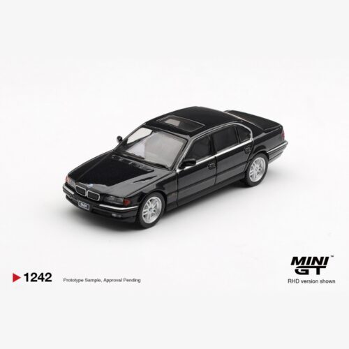 Mini GT 1:64 - 1999 BMW 750IL (E38) Zafiro Negro (Black Sapphire)
