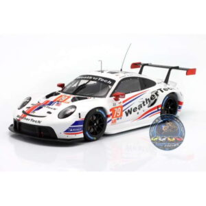 IXO Models 1:18 - 2021 Porsche 911 RSR #79 MacNeil/Bamber/Vanthoor 24h LeMans